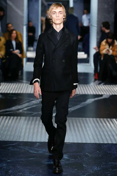 Look 41